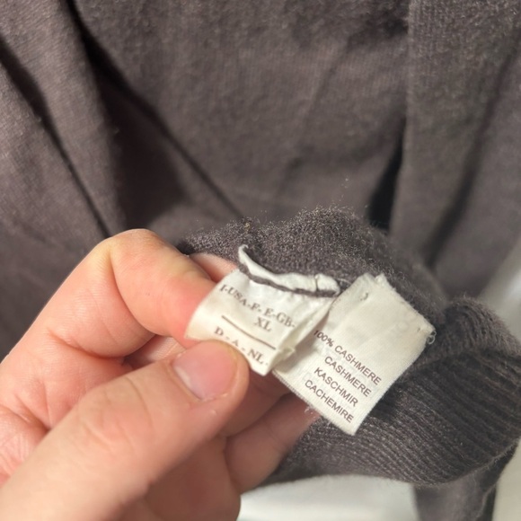 VTG Brunello Cucinelli Brown Cashmere Hidden Button Front Cardigan Sweater - Picture 5 of 5